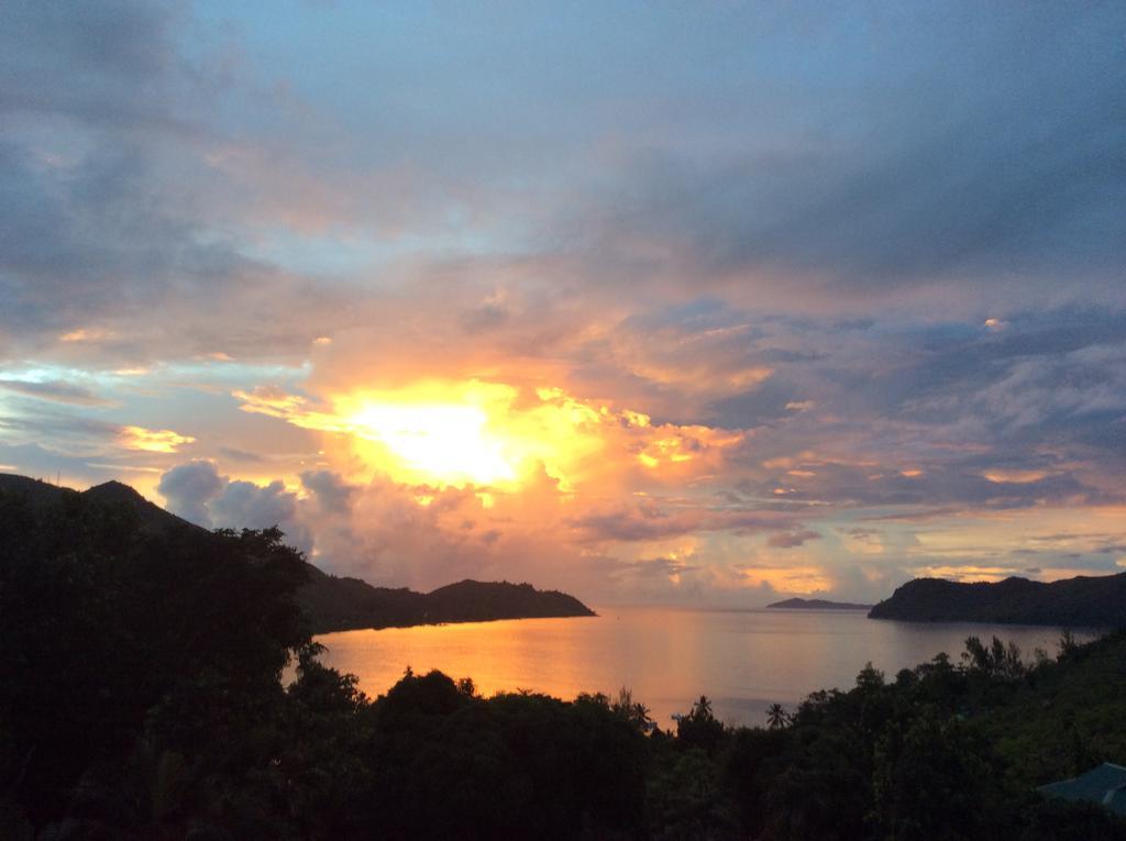 Mirella Villa Anse Volbert Village  Luaran gambar