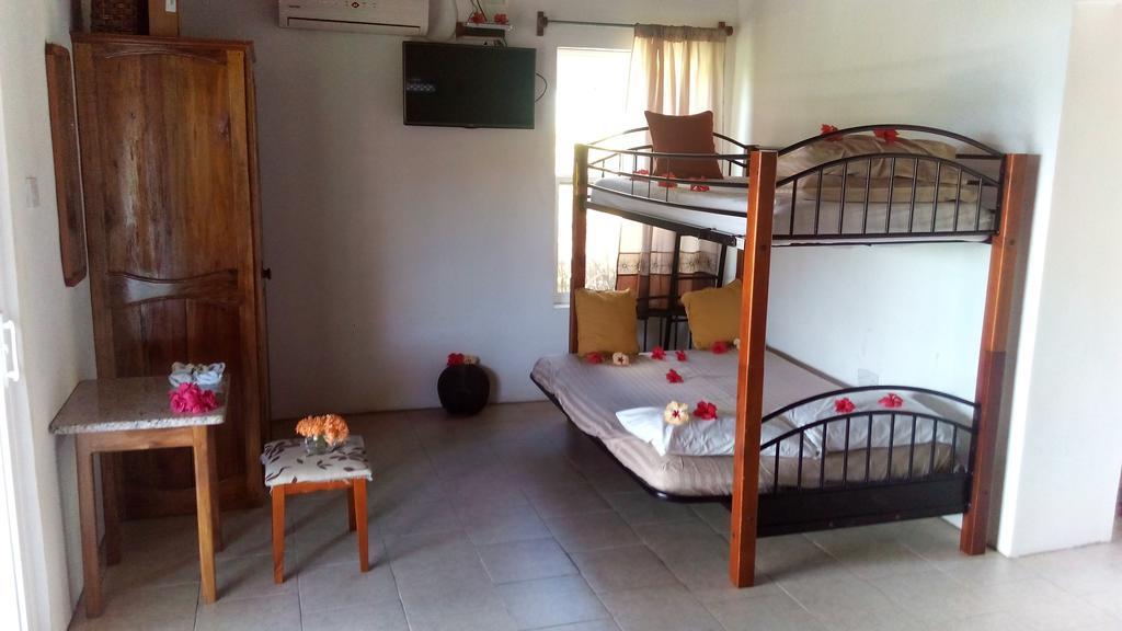 Mirella Villa Anse Volbert Village  Luaran gambar